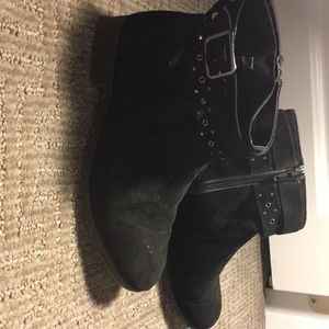 Dress boots